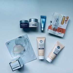 IT Cosmetics New 8 Piece Bundle